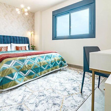 Inf25E- Tastefully Furnished Flat, Estepona Center Exterior foto